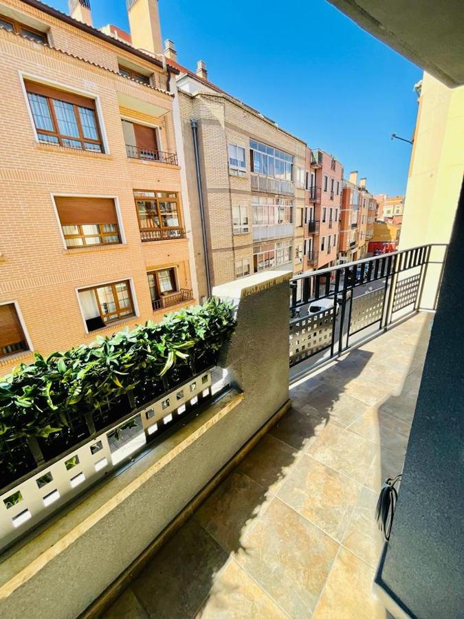 La Casa Del Rock Apartment Aranda de Duero Exterior foto